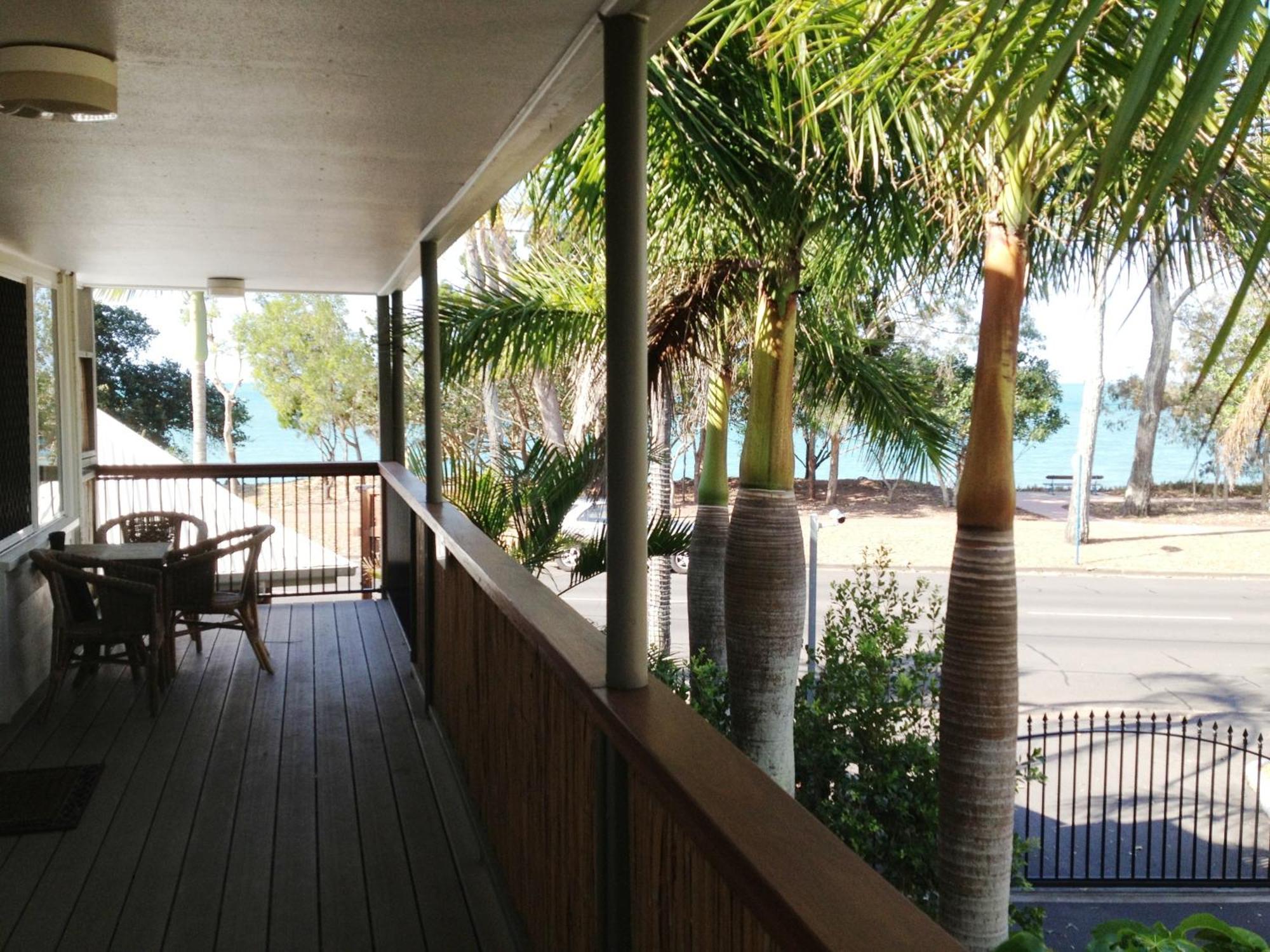 Aparthotel Coconut Palms On The Bay Hervey Bay Zewnętrze zdjęcie