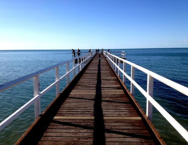 Aparthotel Coconut Palms On The Bay Hervey Bay Zewnętrze zdjęcie