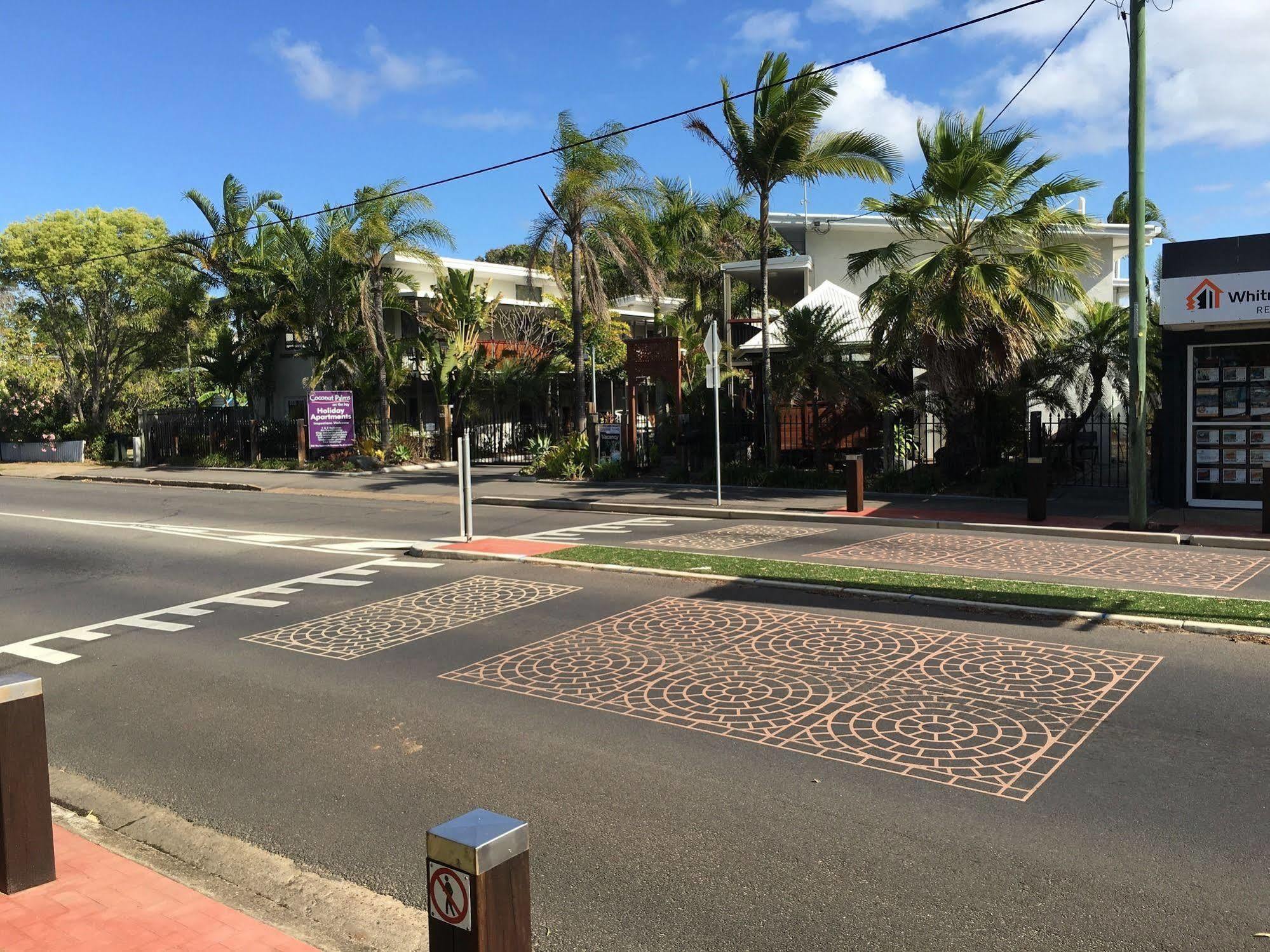 Aparthotel Coconut Palms On The Bay Hervey Bay Zewnętrze zdjęcie